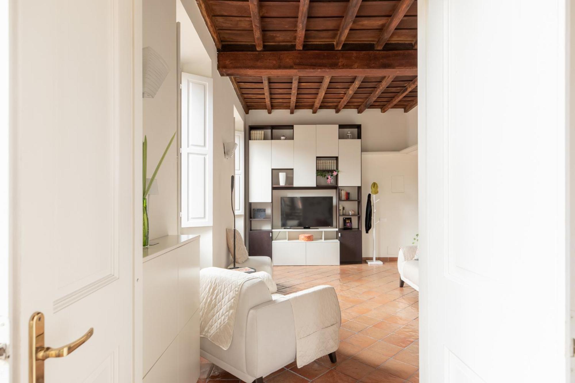Iflat Trevi Charm, Elegant & Comfy Escape Roma